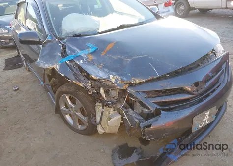 2011 Toyota Corolla S z USA, uszkodzony, nr VIN 2T1BU4EE5BC567807